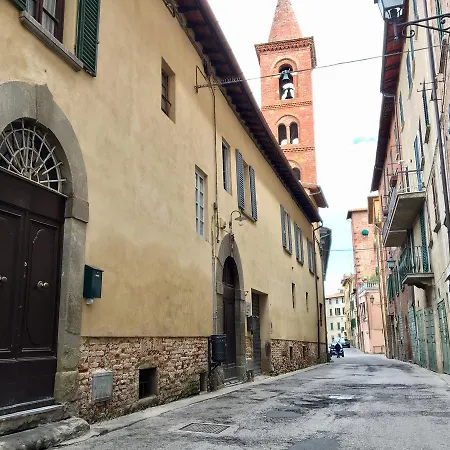 Tuscany Experience *